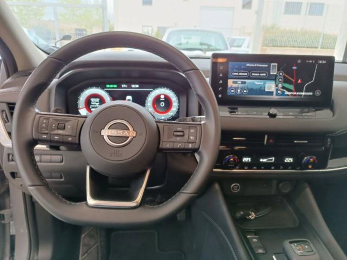 Nissan Qashqai 1.3 DIG-T 160 CV DCT Business (9)