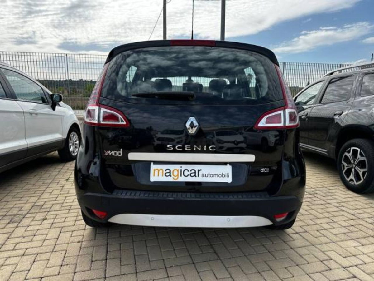 Renault Scénic X-Mod 1.5 dCi 110CV EDC Luxe (4)