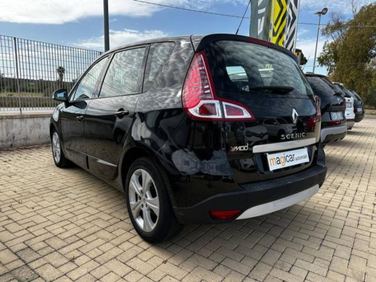 Renault Scénic X-Mod 1.5 dCi 110CV EDC Luxe (6)
