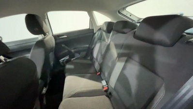 Volkswagen Taigo 1.0 tsi Life 95cv (13)