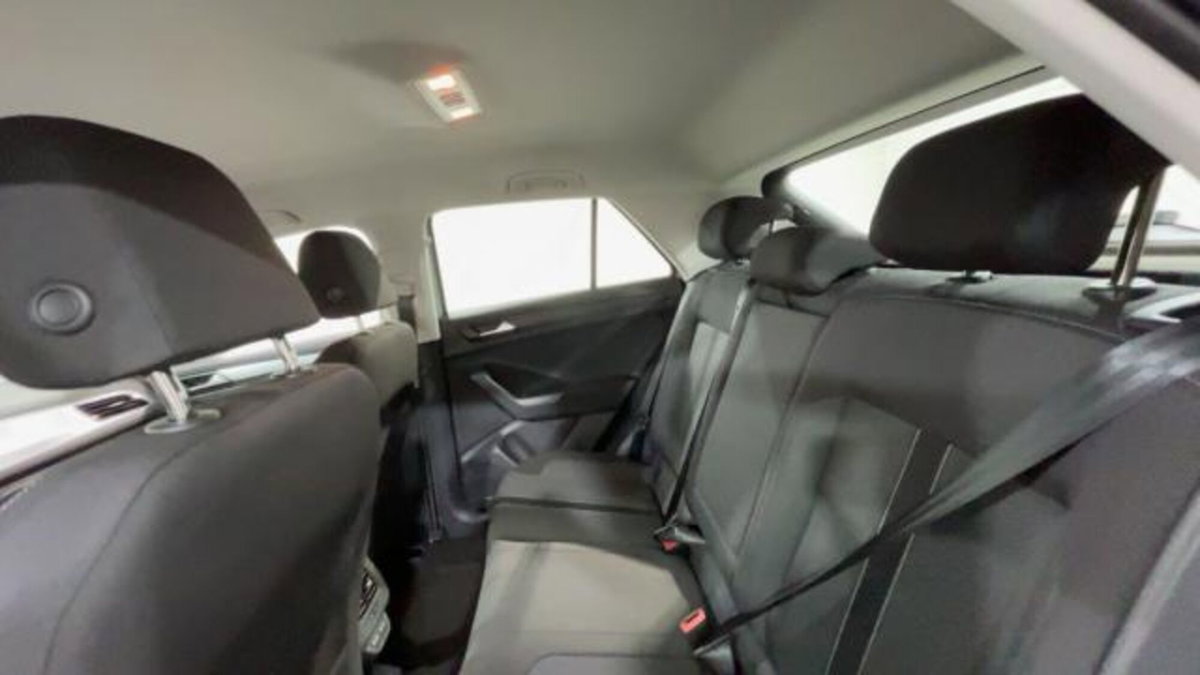Volkswagen T-Roc 1.0 TSI Life (10)