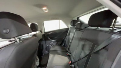 Volkswagen T-Roc 1.0 TSI Life (10)