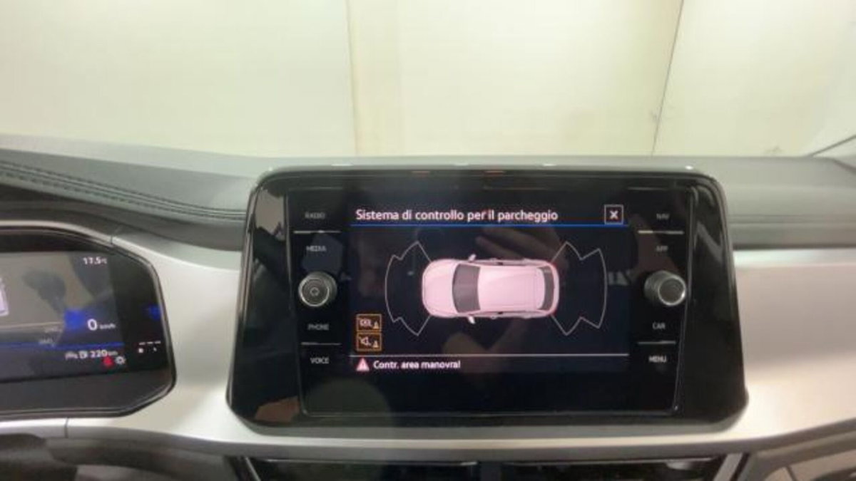 Volkswagen T-Roc 1.0 TSI Life (12)