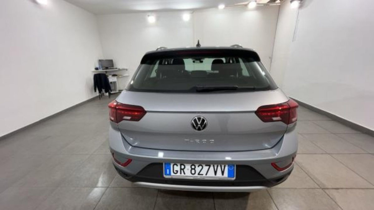 Volkswagen T-Roc 1.0 TSI Life (5)
