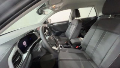 Volkswagen T-Roc 1.0 TSI Life (9)