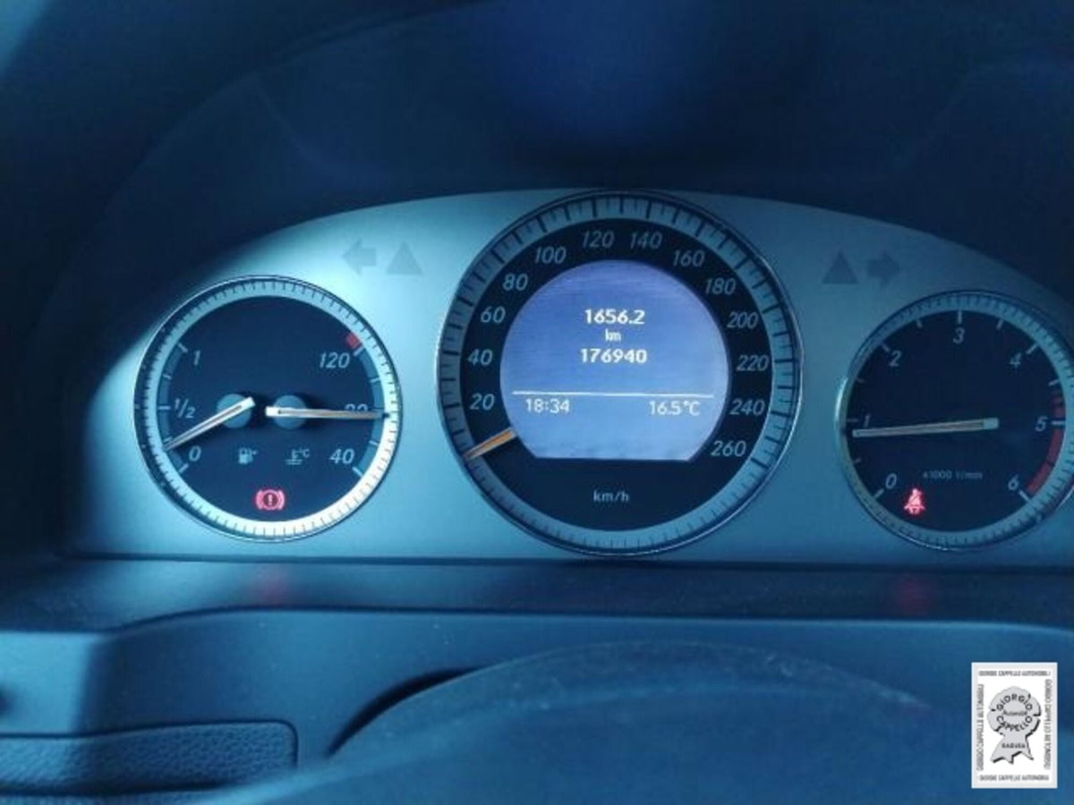 Mercedes-Benz Classe C 220 CDI Avantgarde (7)