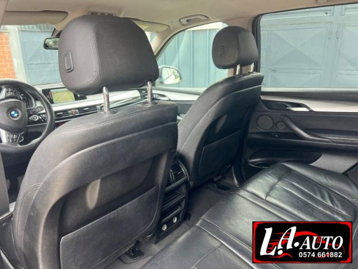 BMW X5 xDrive30d 258CV Luxury (11)