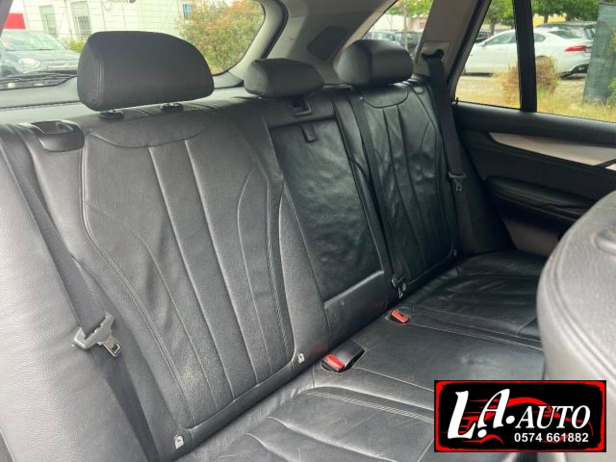 BMW X5 xDrive30d 258CV Luxury (16)