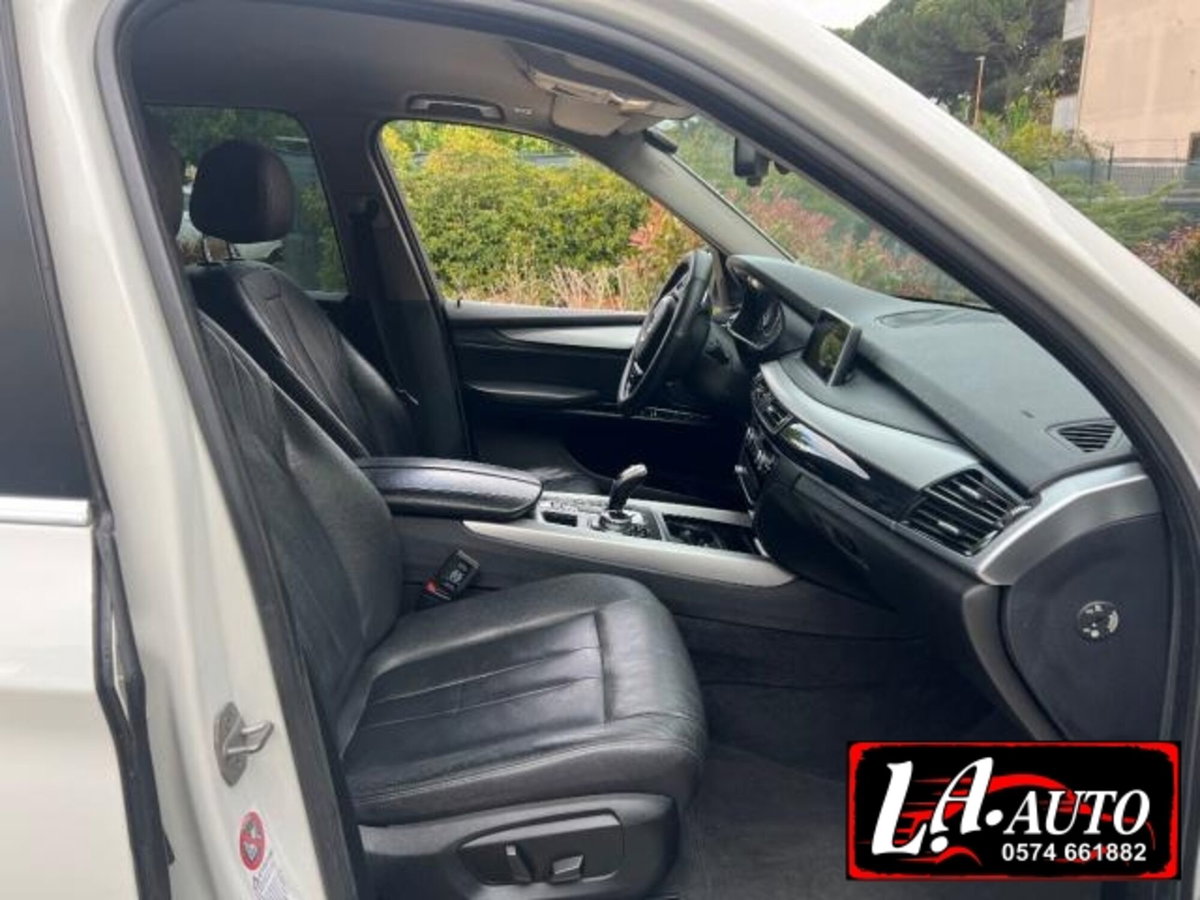 BMW X5 xDrive30d 258CV Luxury (19)