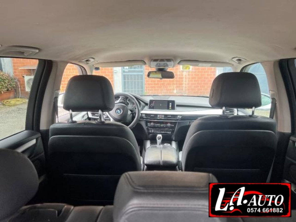 BMW X5 xDrive30d 258CV Luxury (9)