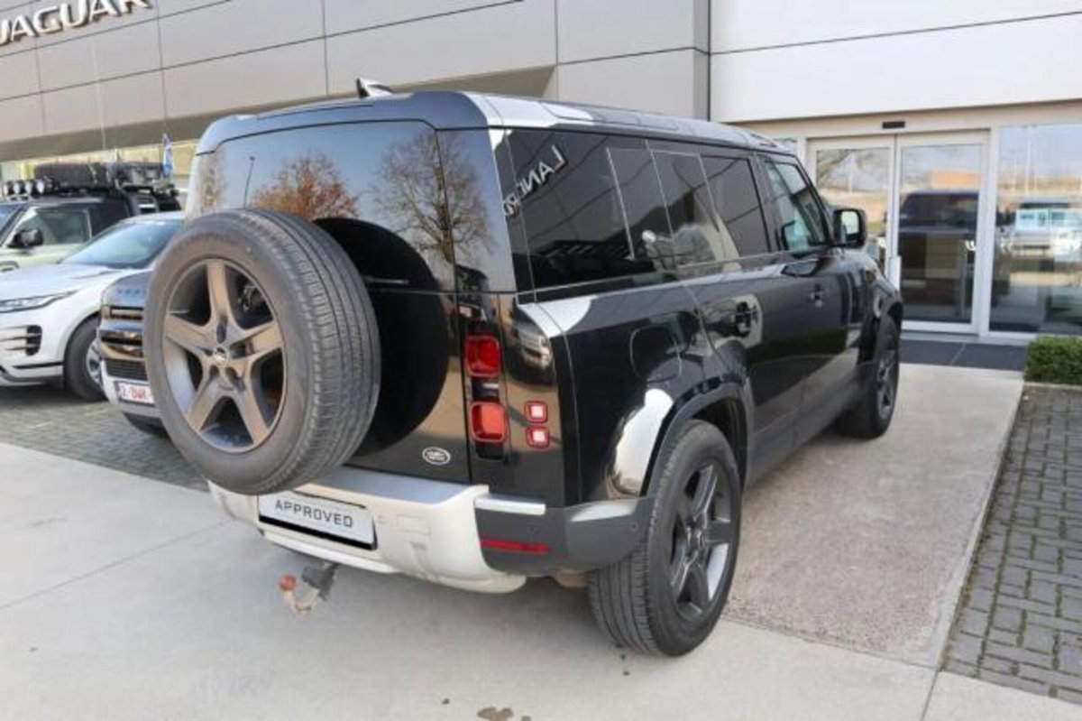 Land Rover Defender 110 Hard Top 3.0d i6 mhev X-Dynamic SE awd 300cv auto (5)