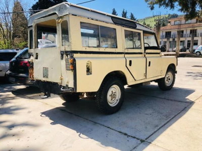 Land Rover Defender 110 2.2 TD4 Station Wagon N1 (4)