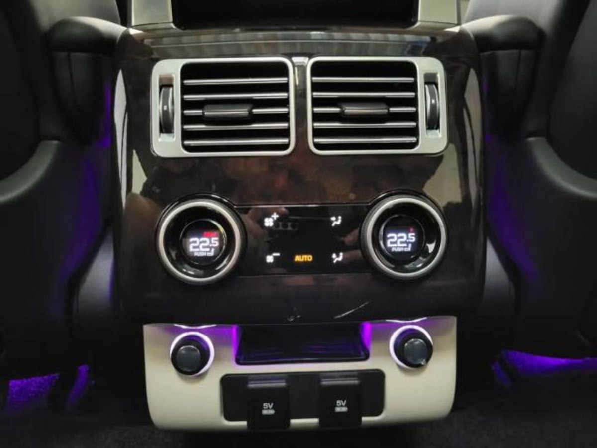 Land Rover Range Rover 3.0 TDV6 Vogue (13)