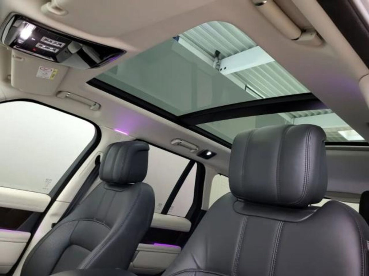 Land Rover Range Rover 3.0 TDV6 Vogue (9)
