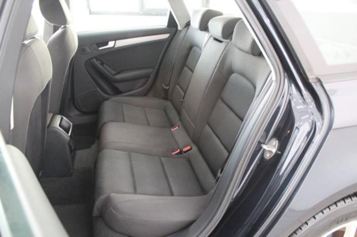 Audi A4 Avant 2.0 TDI 143CV F.AP. (13)