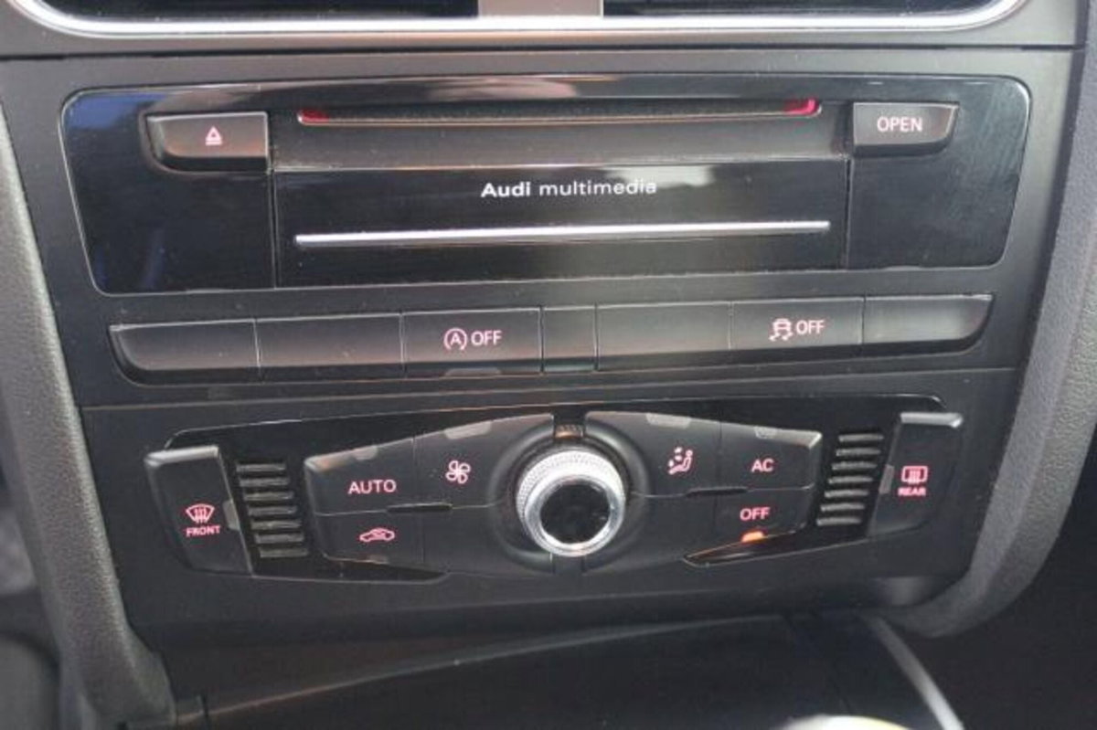 Audi A4 Avant 2.0 TDI 143CV F.AP. (15)