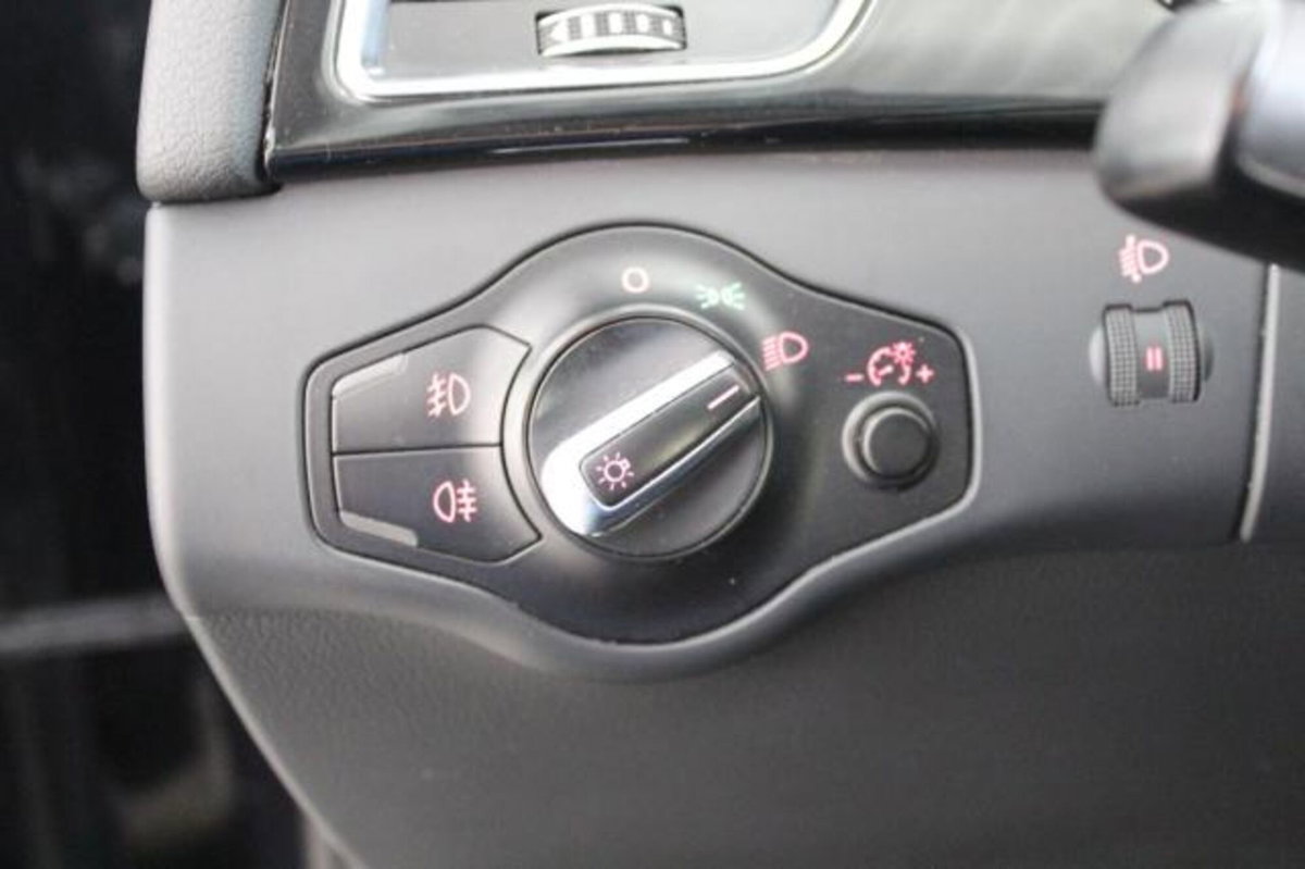 Audi A4 Avant 2.0 TDI 143CV F.AP. (19)