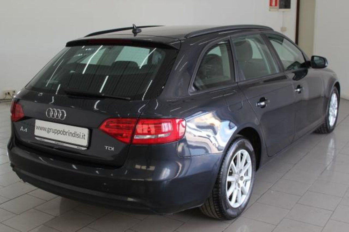 Audi A4 Avant 2.0 TDI 143CV F.AP. (4)