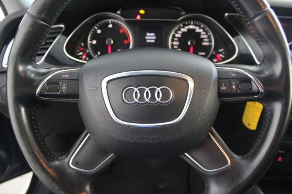 Audi A4 Avant 2.0 TDI 143CV F.AP. (9)