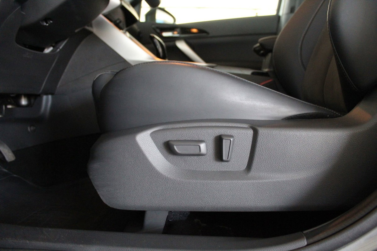Mitsubishi Eclipse Cross 2.4 MIVEC 4WD PHEV Instyle SDA (11)