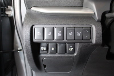 Mitsubishi Eclipse Cross 2.4 MIVEC 4WD PHEV Instyle SDA (9)