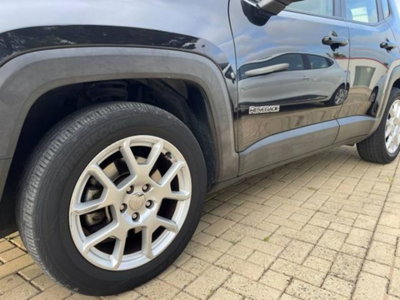 Jeep Renegade 1.6 Mjt 120 CV Limited (11)
