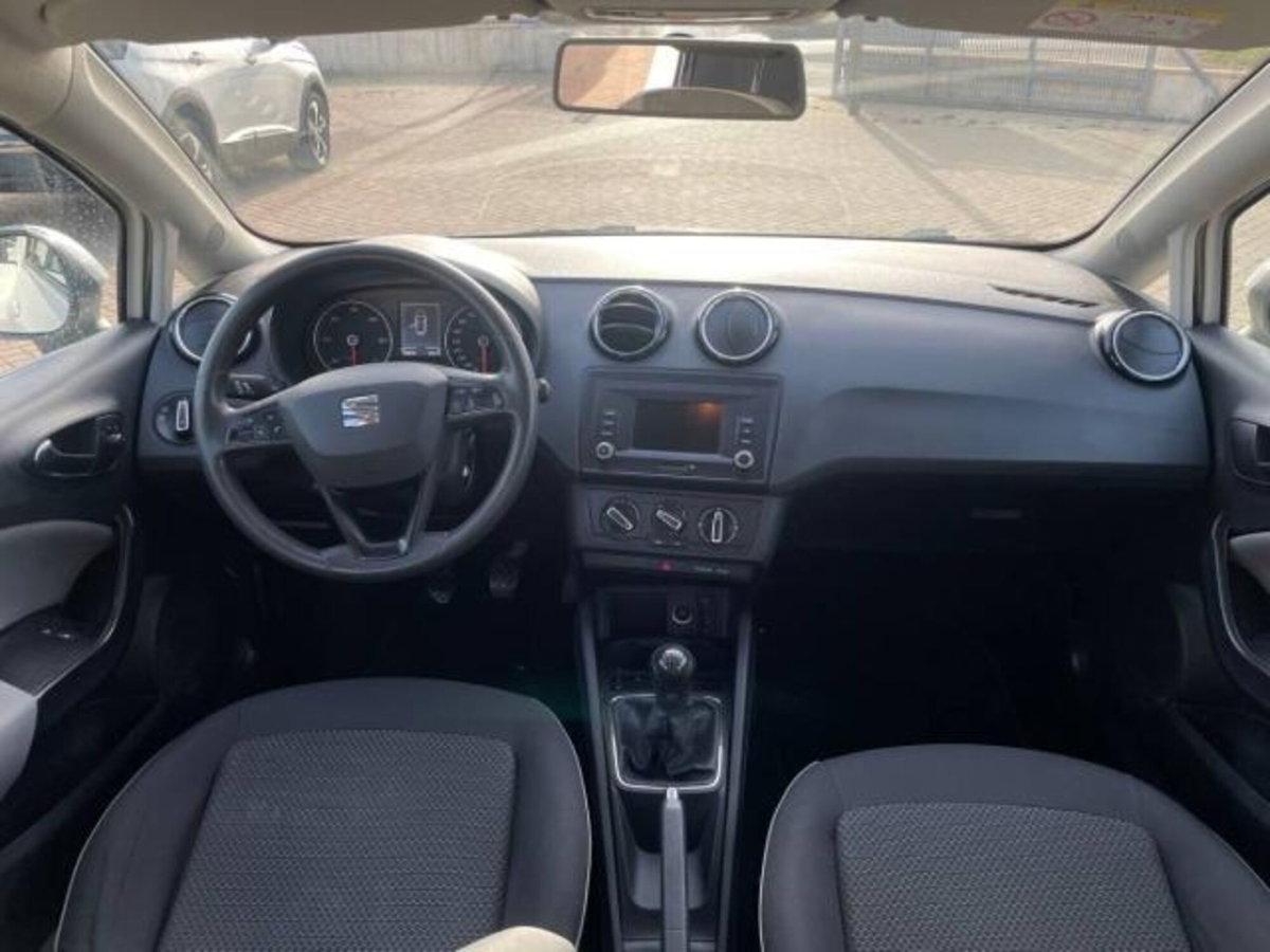 SEAT Ibiza 1.4 TDI 90 CV CR 5p. FR (8)