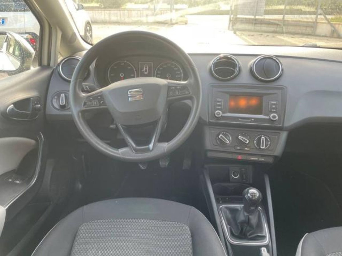 SEAT Ibiza 1.4 TDI 90 CV CR 5p. FR (9)