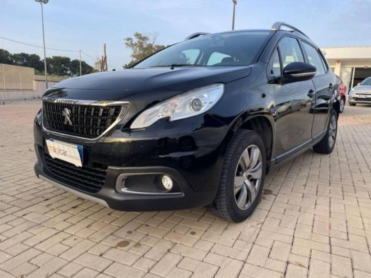 Peugeot 2008 100 Active (3)