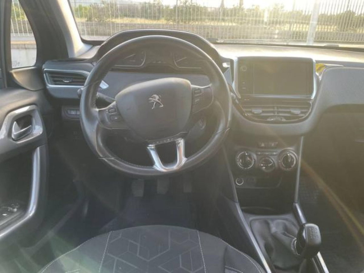 Peugeot 2008 100 Active (9)