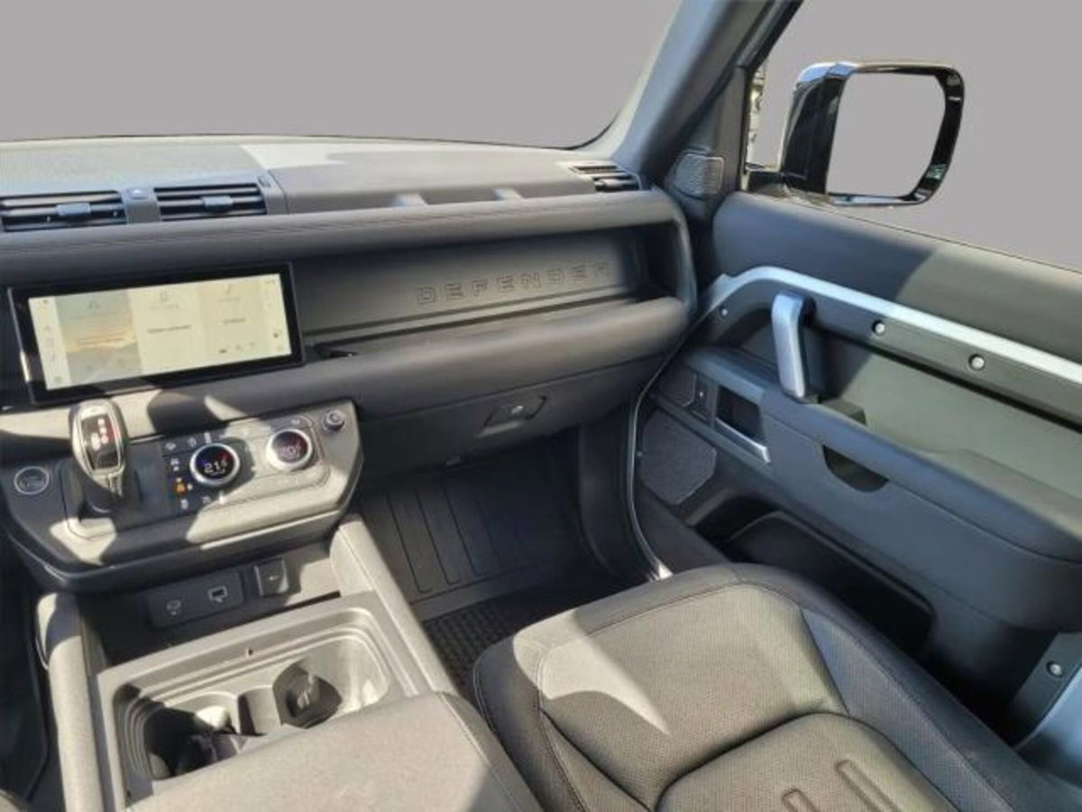 Land Rover Defender 90 3.0D I6 300 CV AWD Auto X-Dynamic S (10)