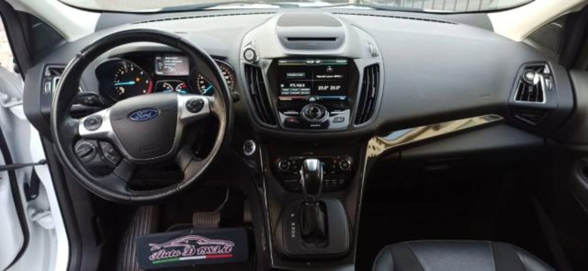 Ford Kuga 2.0 TDCI 180 CV S&S 4WD Powershift Titanium X (6)