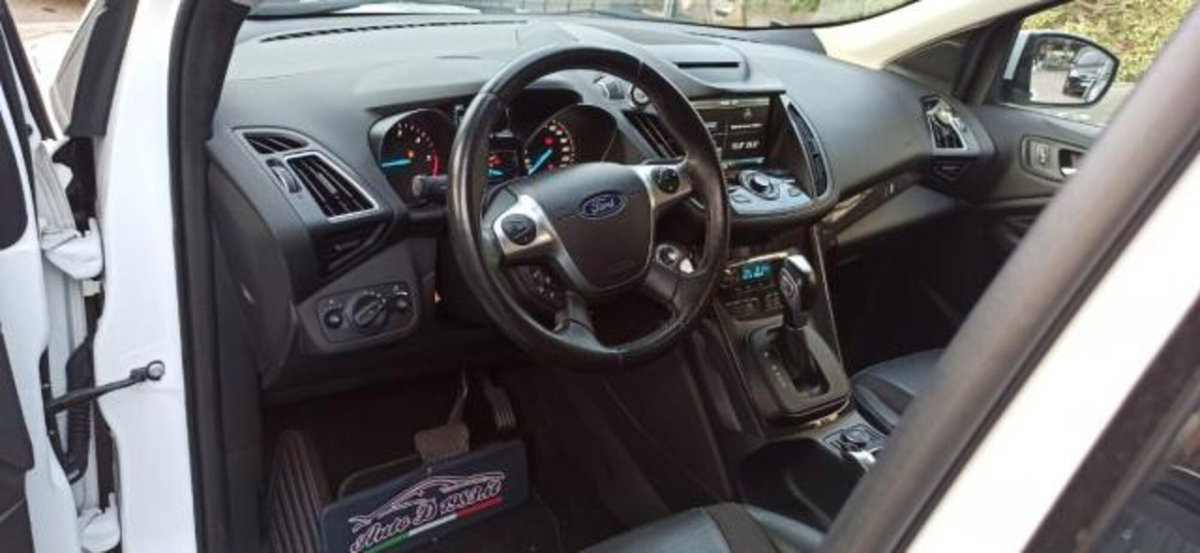 Ford Kuga 2.0 TDCI 180 CV S&S 4WD Powershift Titanium X (7)