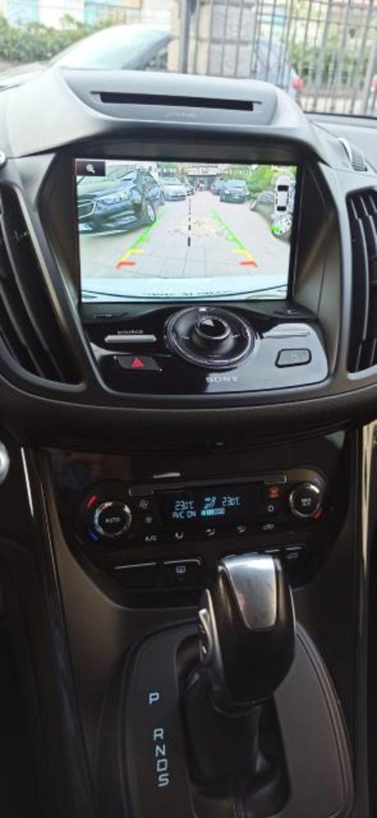 Ford Kuga 2.0 TDCI 180 CV S&S 4WD Powershift Titanium X (9)