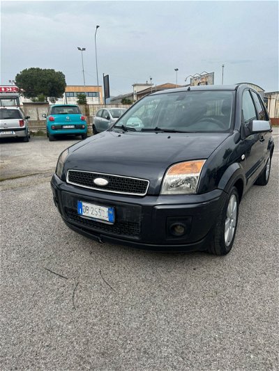 Ford Fusion 1.6 TDCi 5p. Collection  usata