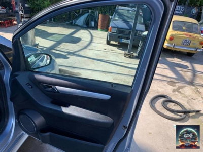Mercedes-Benz Classe B 200 Turbo Chrome (12)