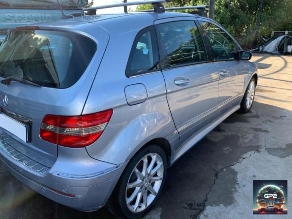 Mercedes-Benz Classe B 200 Turbo Chrome (3)
