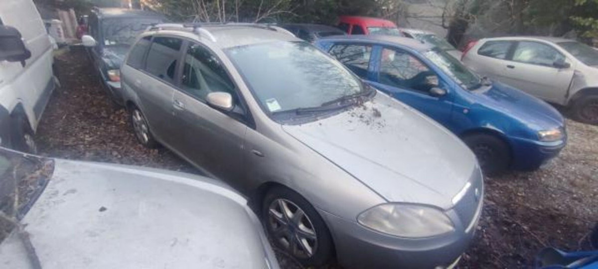 Fiat Croma 1.9 Multijet 16V Active (2)
