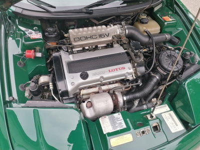 Lotus Elan 1.6i turbo 16V SE (17)