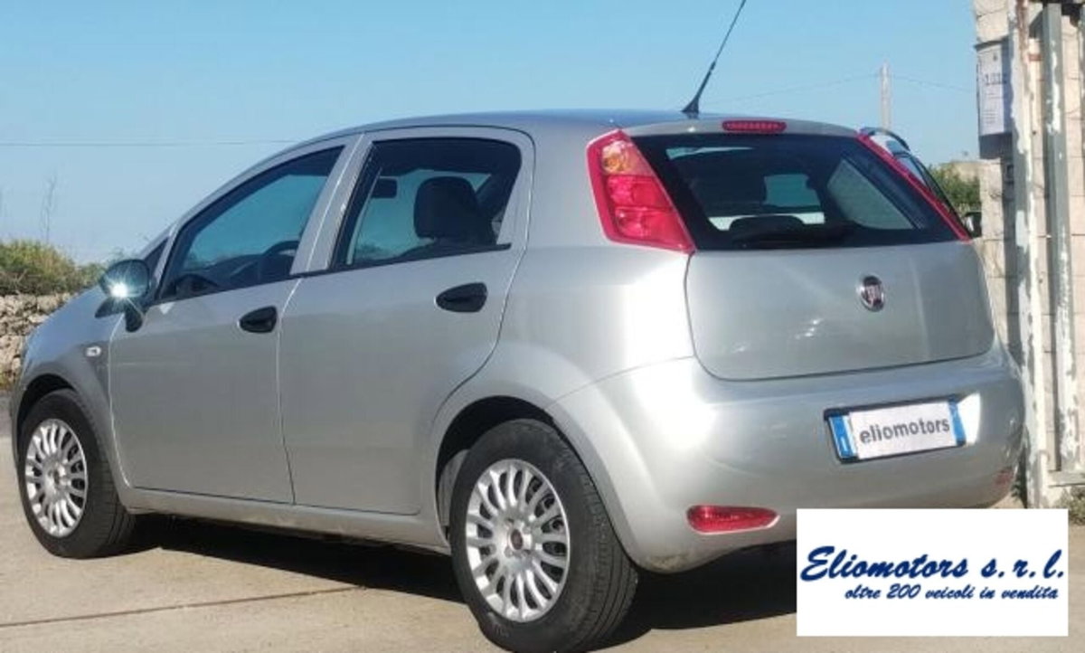 Fiat Punto 1.3 MJT II S&S 95 CV 5 porte Street (9)