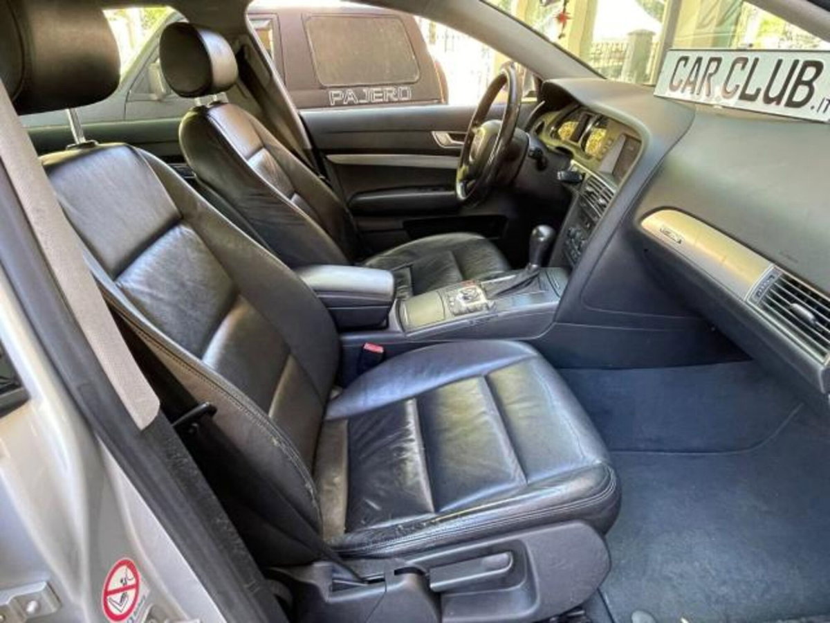 Audi A4 Avant 3.0 V6 TDI F.AP. qu. tip. (12)