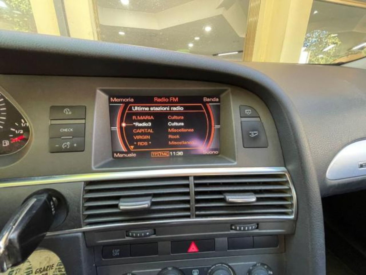 Audi A4 Avant 3.0 V6 TDI F.AP. qu. tip. (17)