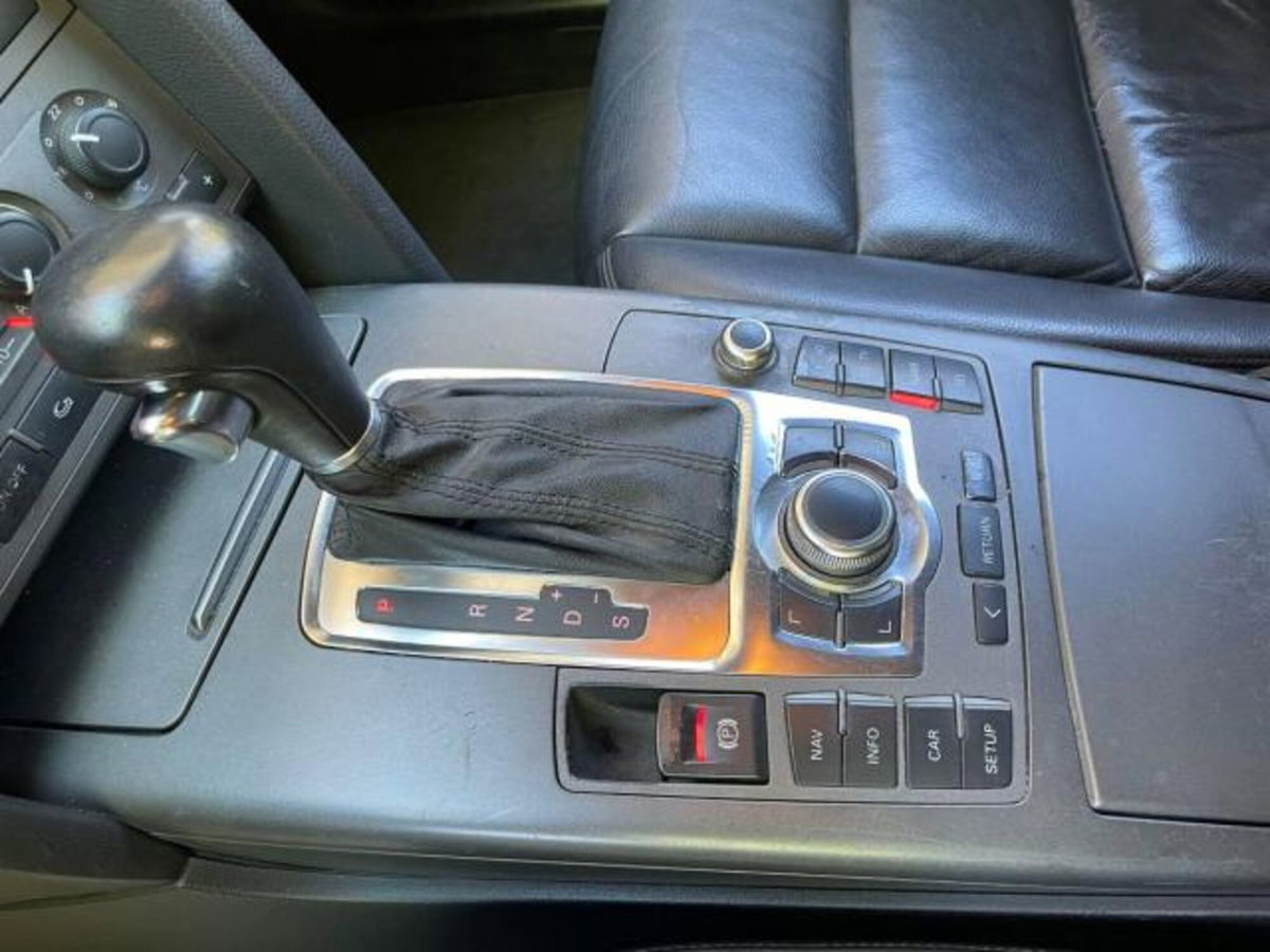 Audi A4 Avant 3.0 V6 TDI F.AP. qu. tip. (19)