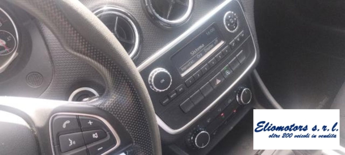 Mercedes-Benz Classe A 160 d Executive (5)