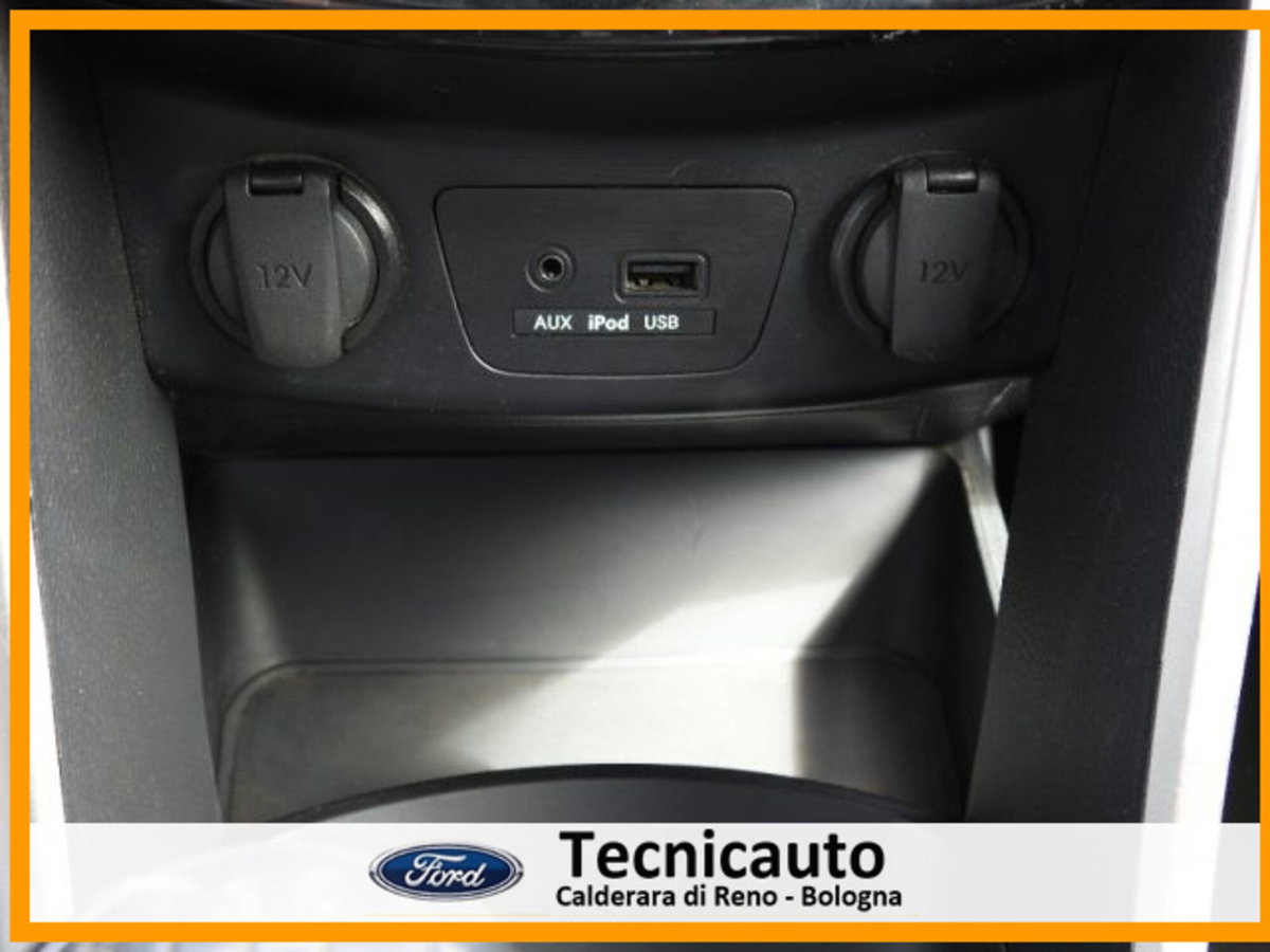Hyundai i30 Station Wagon 1.6 CRDi Comfort A/T (17)