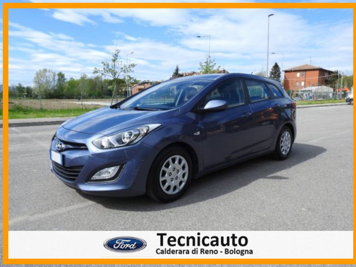 Hyundai i30 Station Wagon 1.6 CRDi Comfort A/T (5)