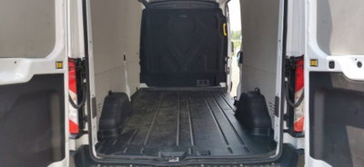 Ford Transit Furgone 330 2.0TDCi EcoBlue MHEV 130CV PL-TM Combi Entry (13)