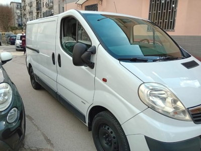 Opel Vivaro Furgone 27 2.0 CDTI 120CV PC-TN Tour Cosmo Easytronic (2)
