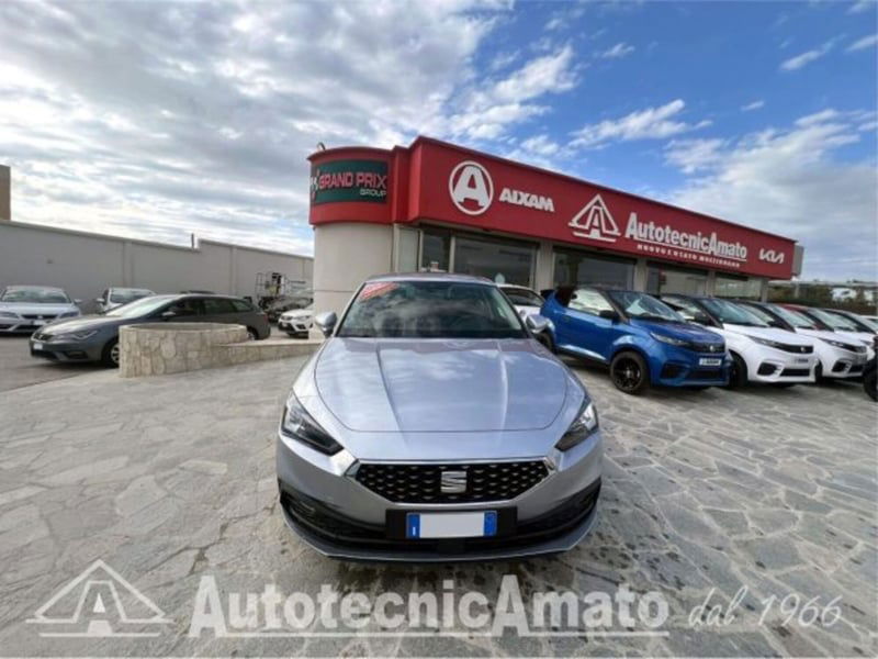 SEAT Leon 1.5 eTSI 150 CV DSG Xcellence 