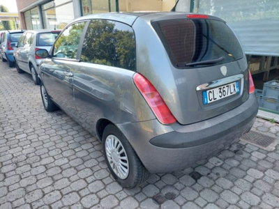 Lancia Ypsilon Multijet 16V Argento (4)